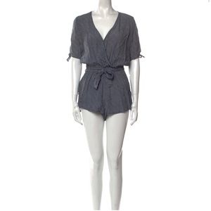 FAITHFUL THE BRAND - Navy blue / white stripped romper - small